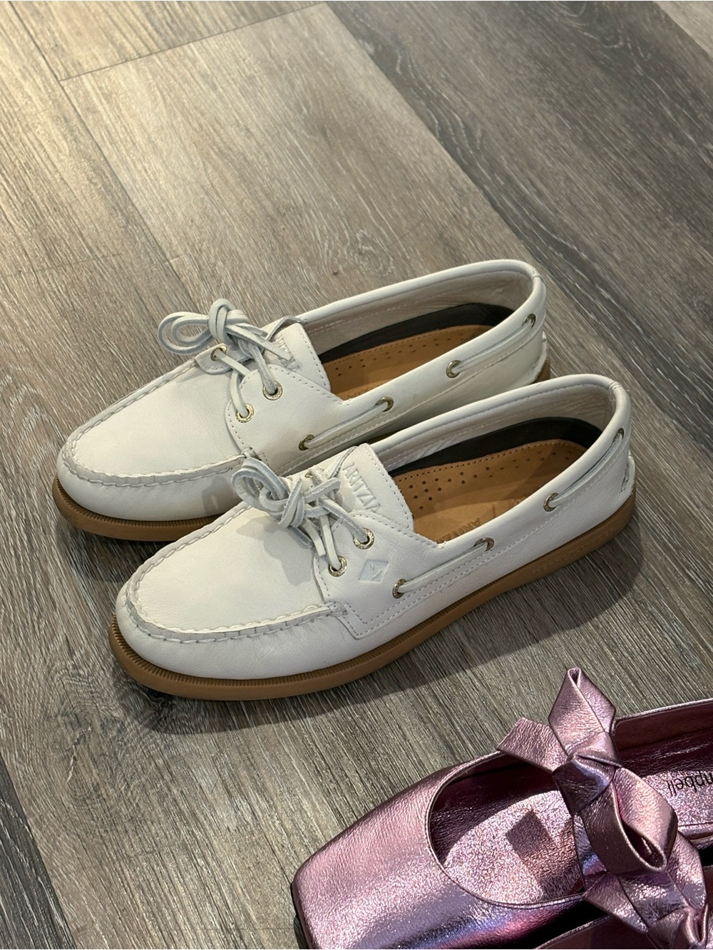 Aritzia Cream Color Leather Moccasin Boat Shoes with Tan Sole